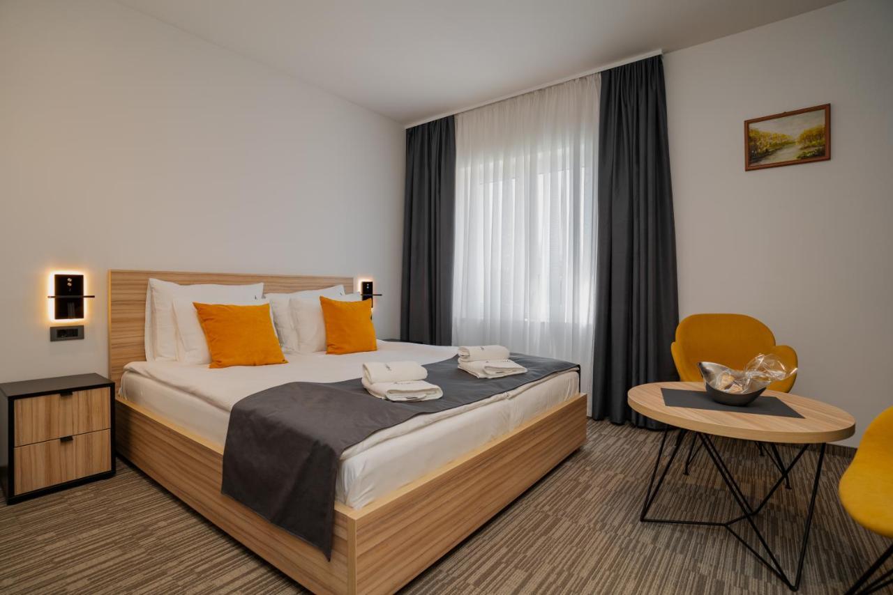 Maestro - Rooms & Restaurant Vukovar Exterior foto