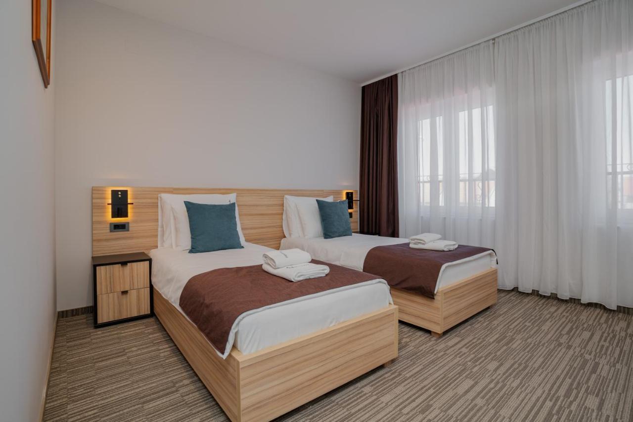Maestro - Rooms & Restaurant Vukovar Exterior foto